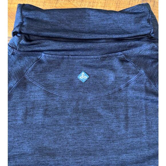 Prana Womens Navy Blue Cropped Ribbed Stretchy Athletic Top Thumbholes Large - Picture 8 of 8